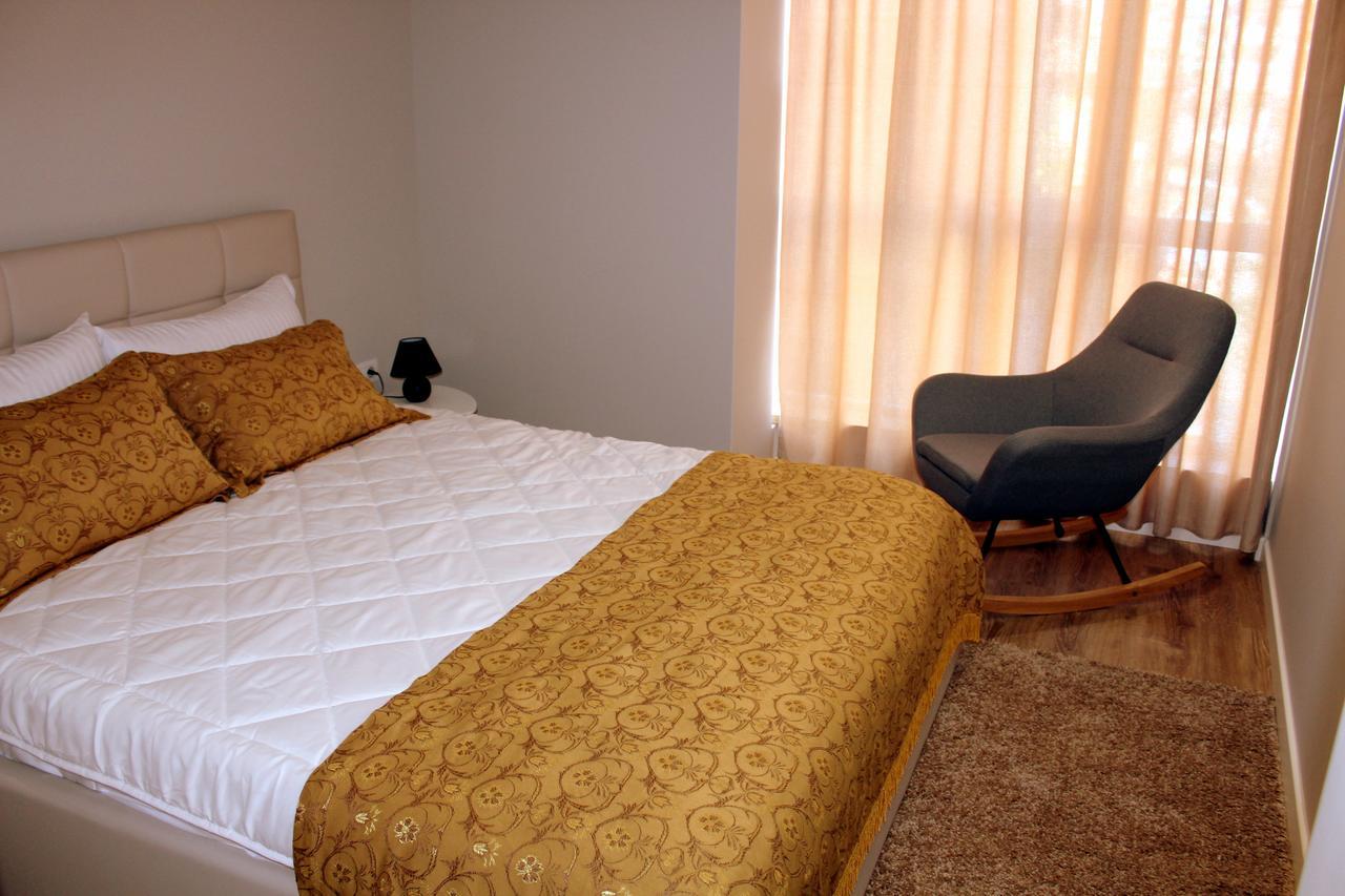 Fleur Apartment Τίρανα Εξωτερικό φωτογραφία